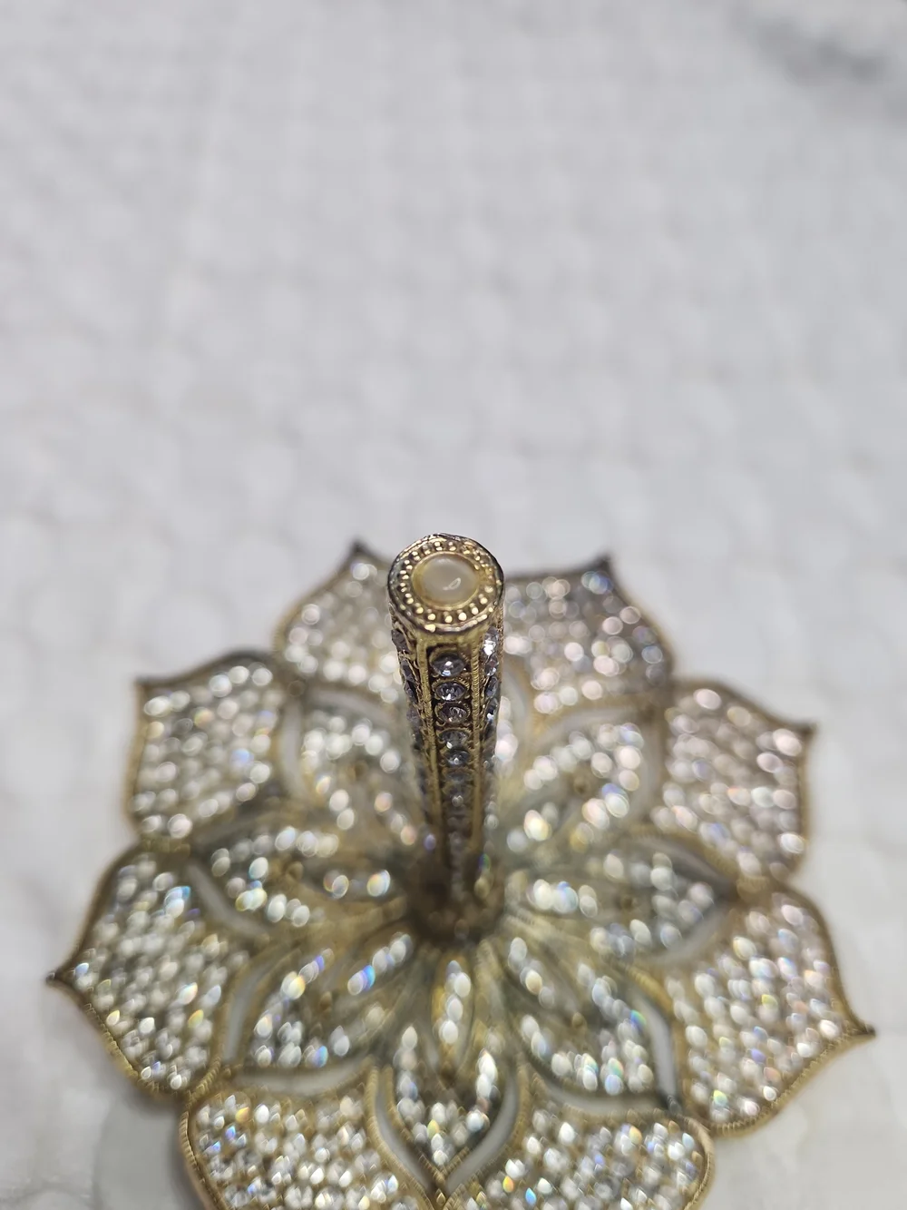 Crystal Lotus Ring Holder - Decorative Jewelry Stand